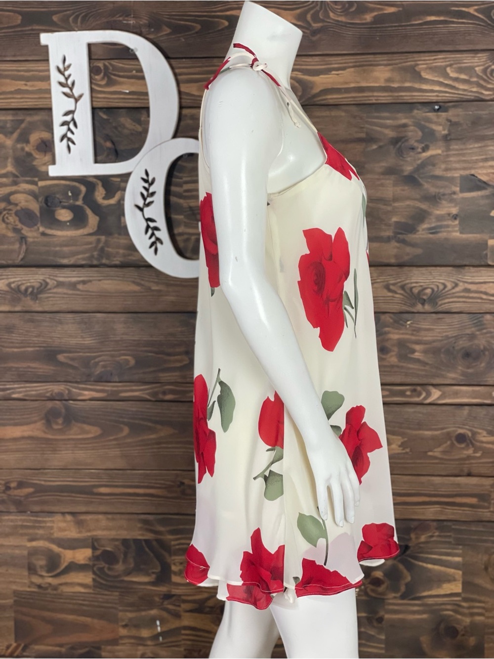 A's Fashion | Vintage Ivory Floral Tie-Shoulder Layered Slip Dress Red Roses - Picture 3 of 5